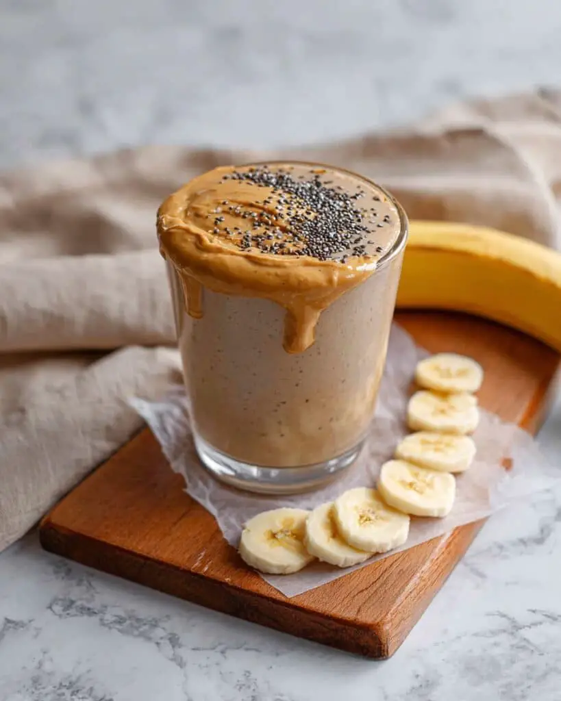 Almond Banana Date Smoothie Recipe