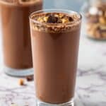 Walnut Smoothie with Dates, Banana, and Cocoa Recipe