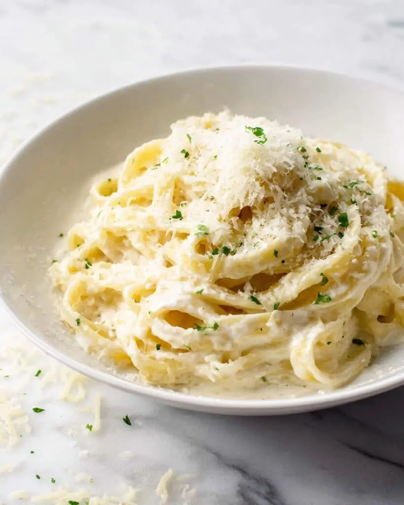 Creamy Garlic Pasta Recipe