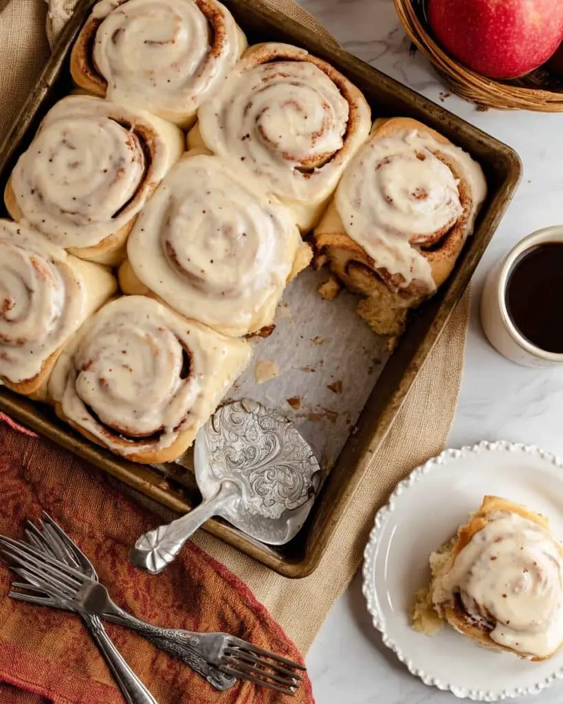 Apple Butter Cinnamon Rolls Recipe