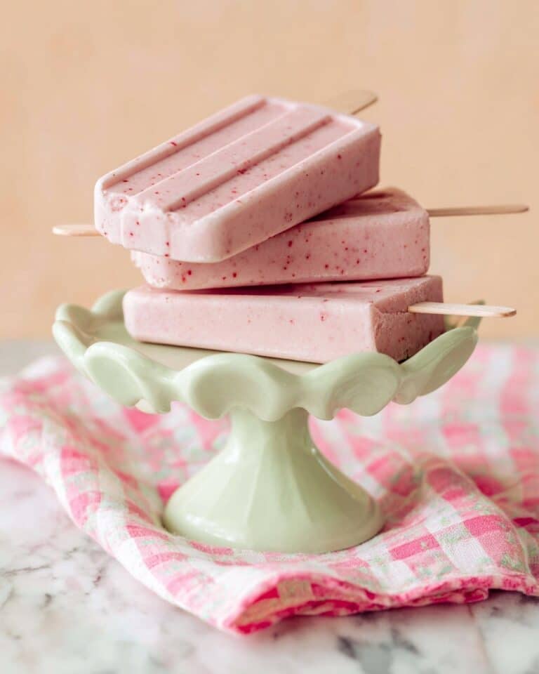 Strawberry Yogurt Popsicles Recipe