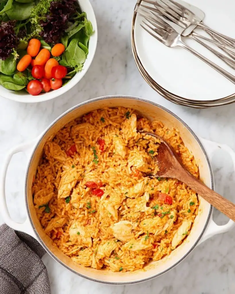 One Pot Queso Chicken and Rice Recipe