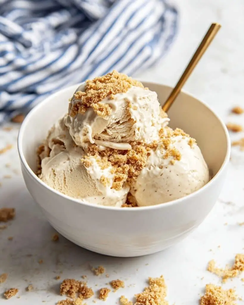 Cinnamon Toast Crunch Ice Cream with Cinnamon Graham Swirl Recipe