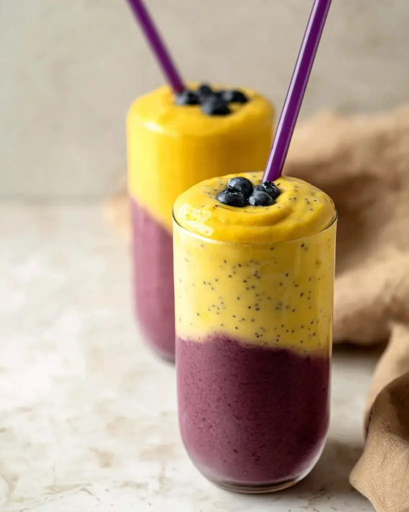 Blueberry Mango Chia Smoothies Recipe