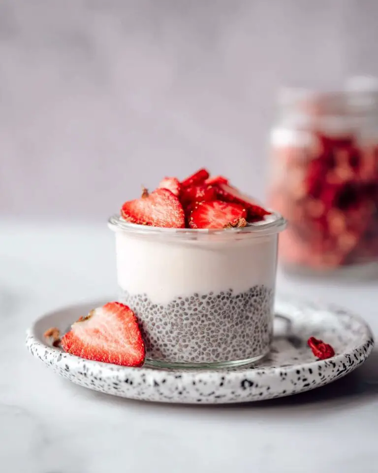 Homemade Dehydrated Strawberries Using Oven, Air Fryer, or Food Dehydrator Recipe