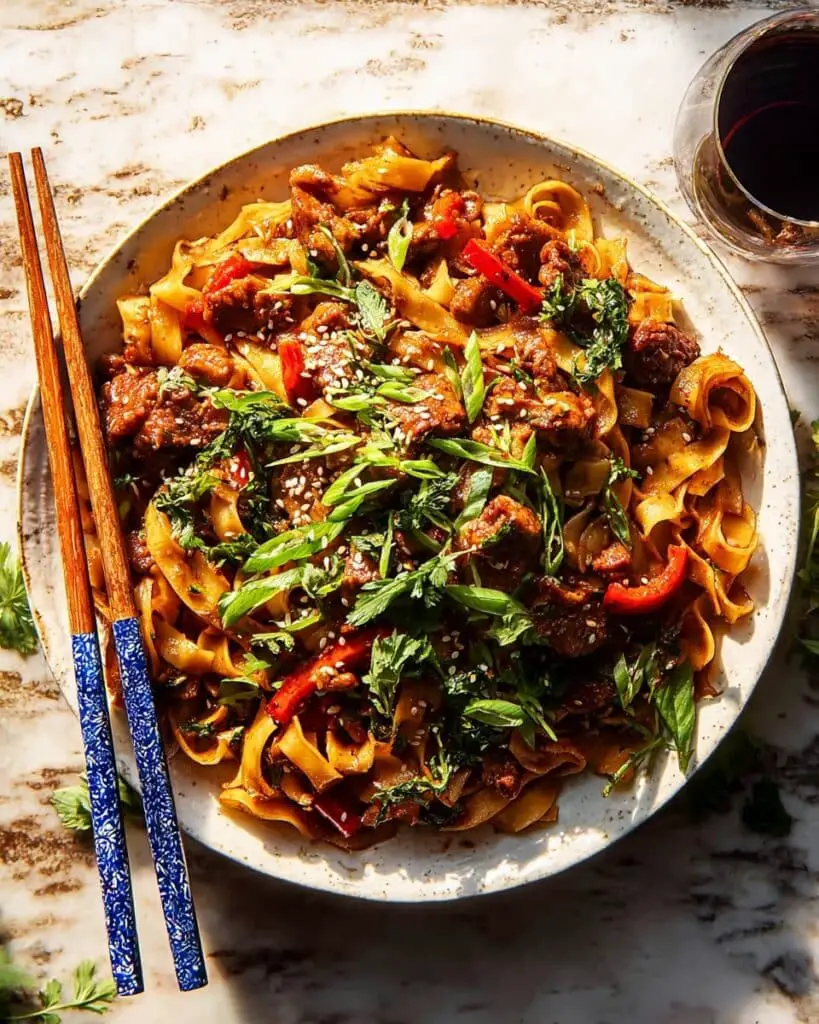 Crispy Garlic Chicken Drunken Noodles Recipe
